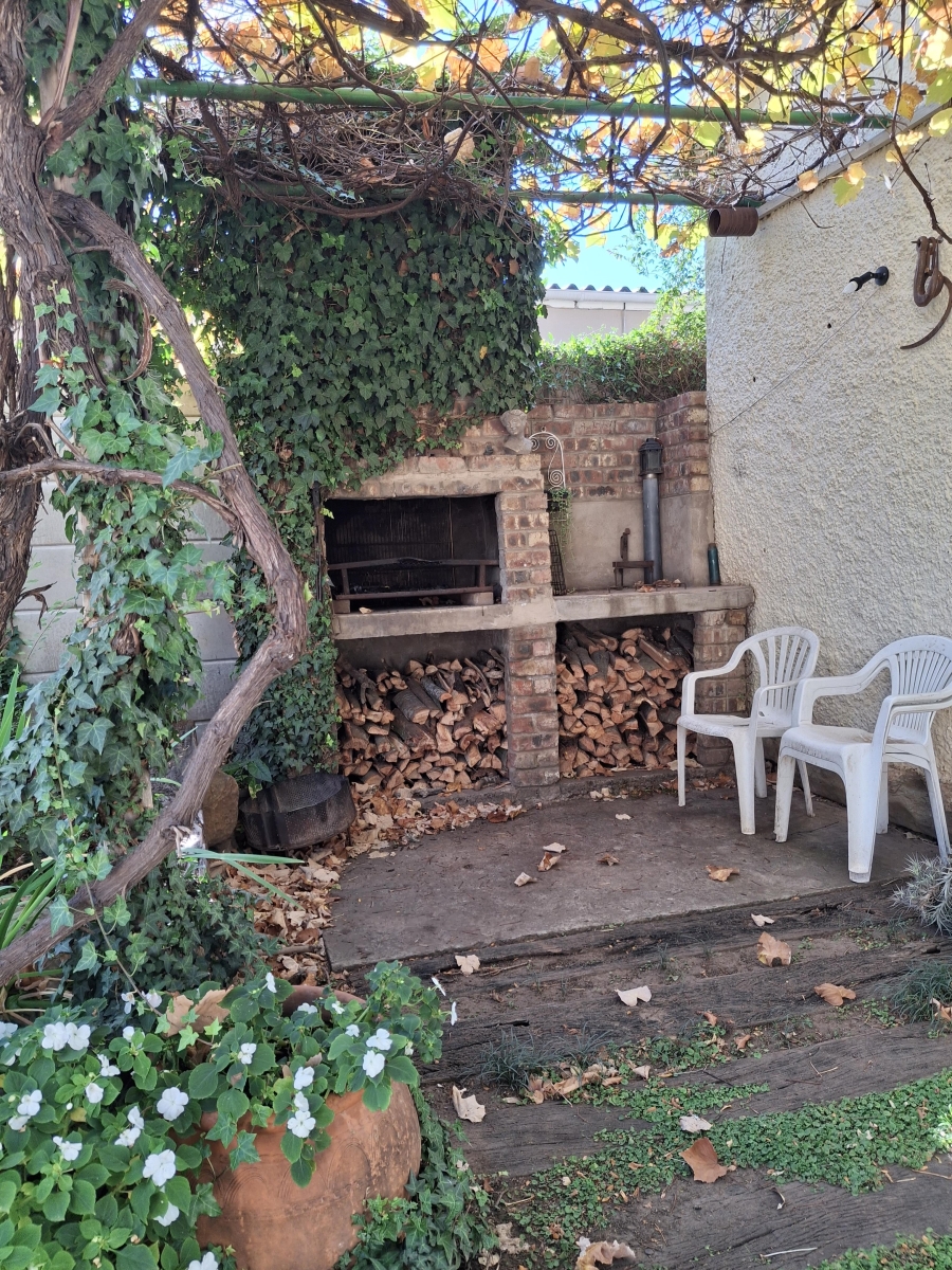 3 Bedroom Property for Sale in Top Town Eastern Cape